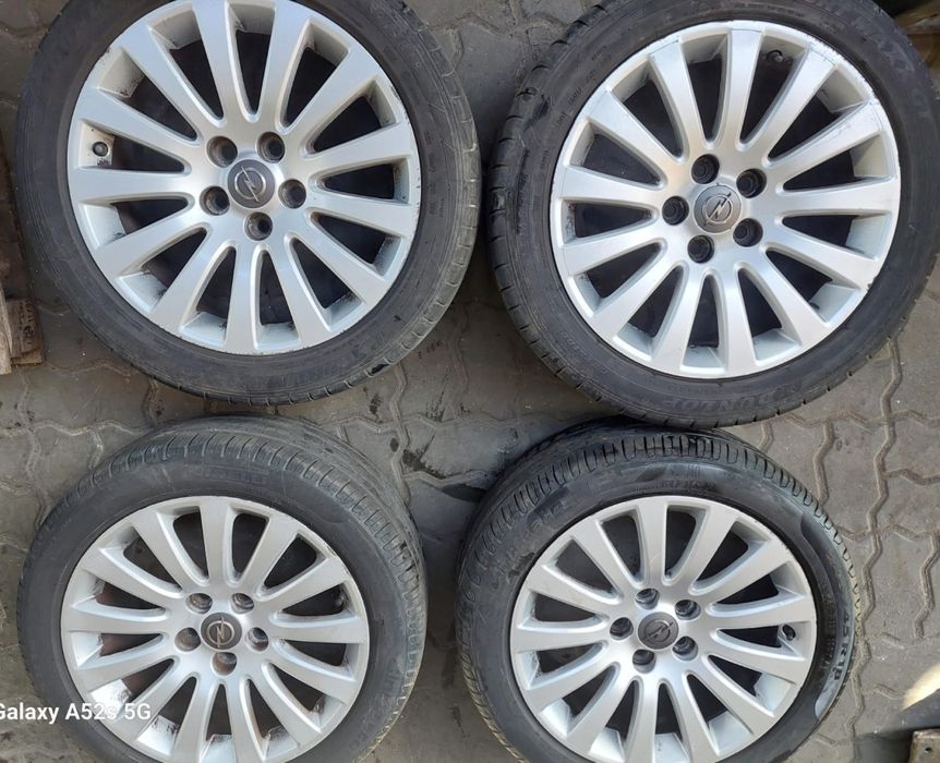 Jantes Opel R18 Com Pneus 245/45 Furação 5X120
