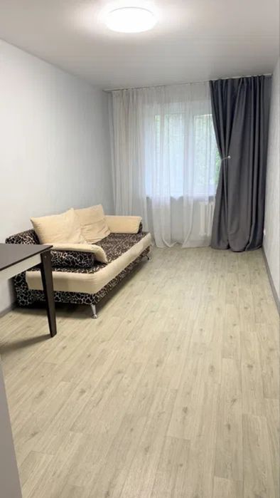 3 - комн. квартира 60 м. кв. ул. Калиновая. Ремонт. Мебель. Техника.