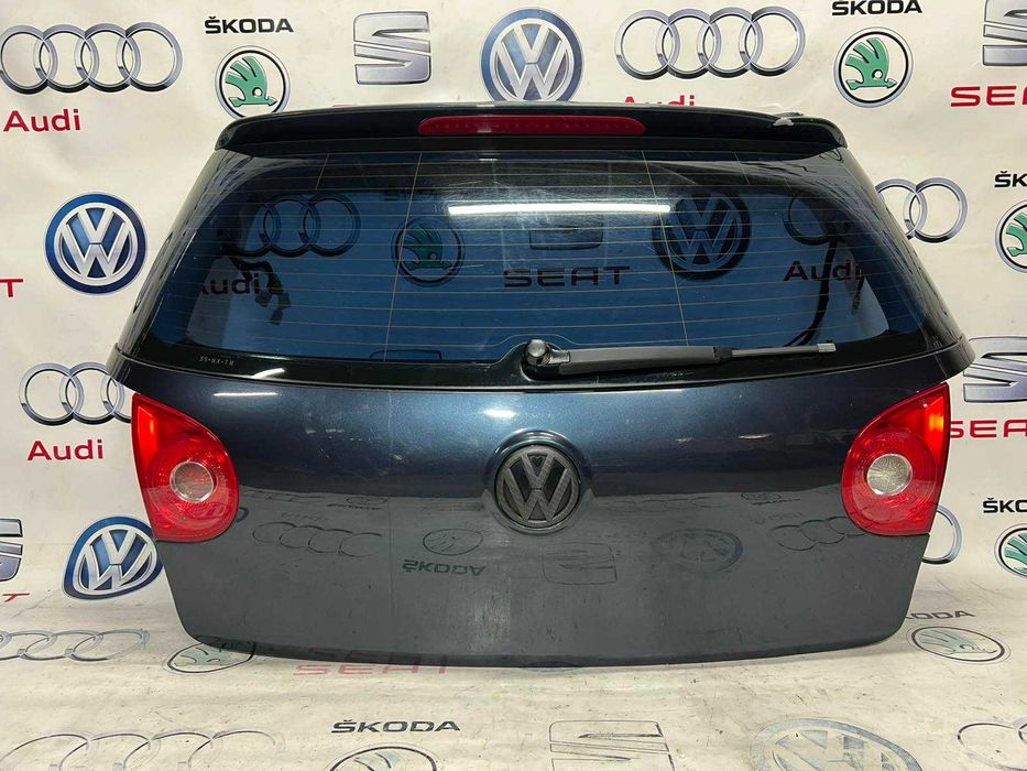 Кришка багажника ляда кляпа двері задні Golf 5 Гольф 5 хетчбек LC5F