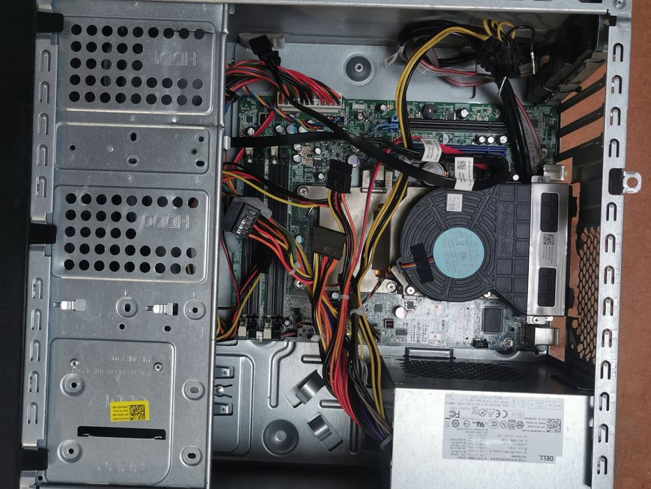 Obudowa komputerowa duża Dell Inspiron Optiplex