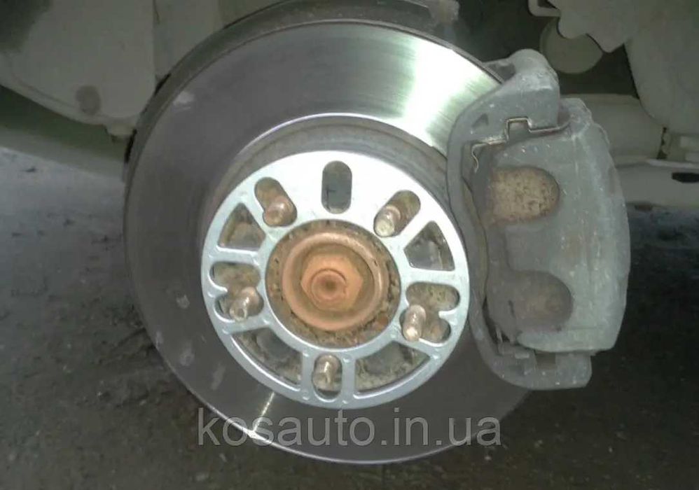 Проставки колісні універсальні 10 мм.  4 штуки