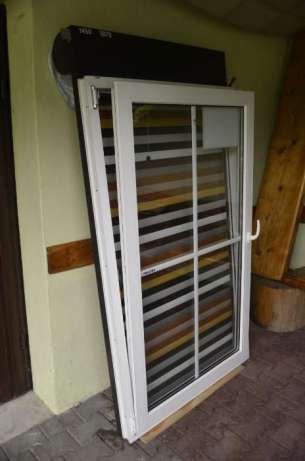 Okno PCV szpros+Roleta+Moskitiera