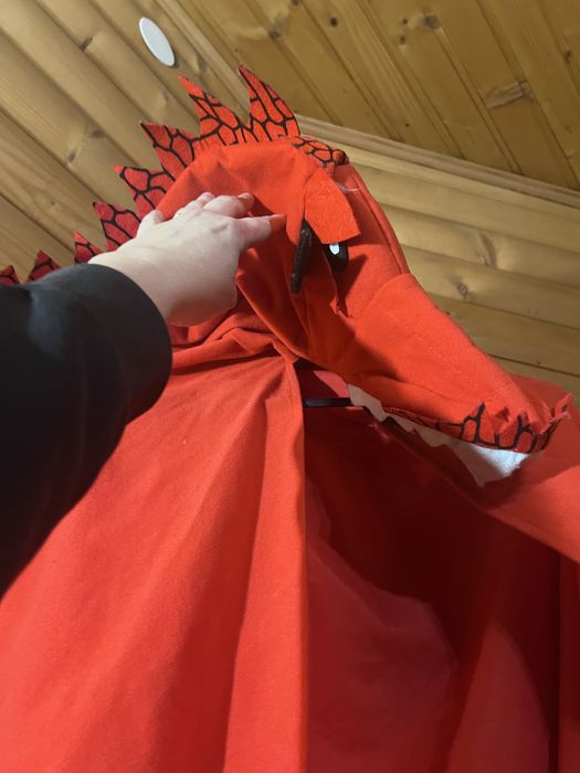 Дракон накидка костюм на 7/8 років продам 450