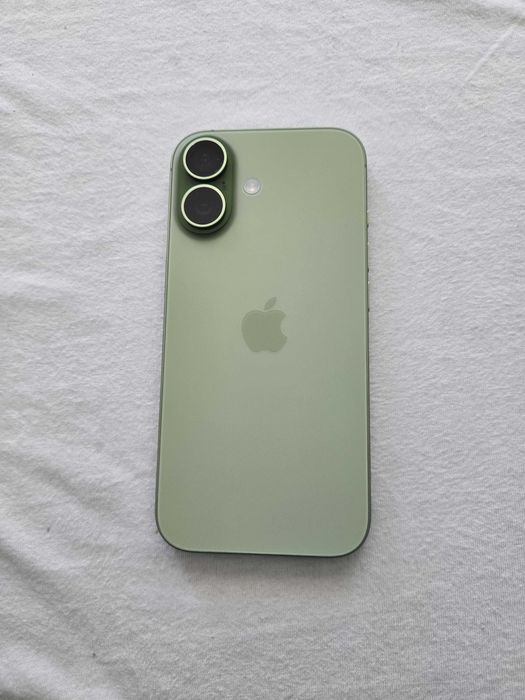 iPhone 17 256GB Verde Semi-Novo