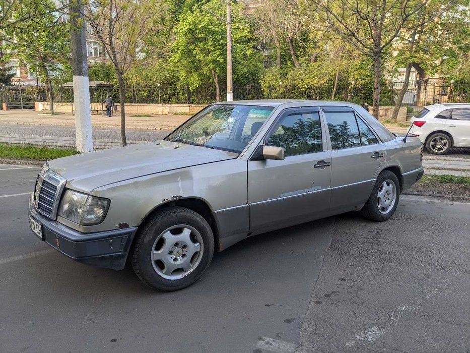 Продам Mercedes Benz w124 2.5 дизель. Автомат