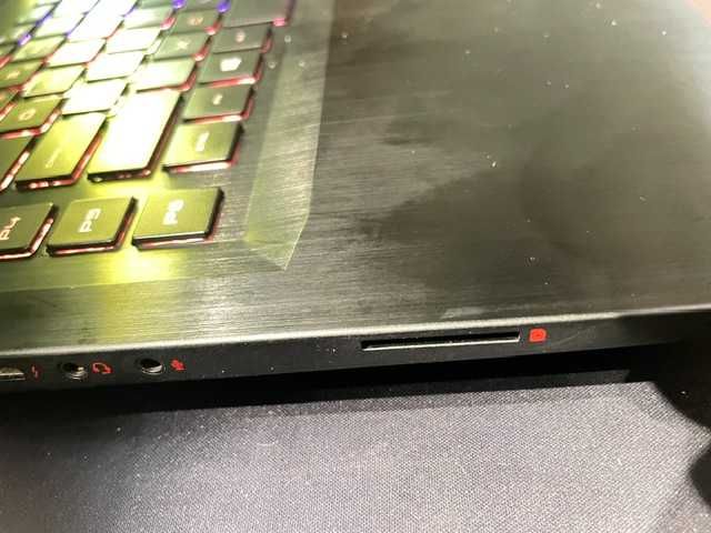 Portátil Gaming HP OMEN 17" i7 / GTX 1070