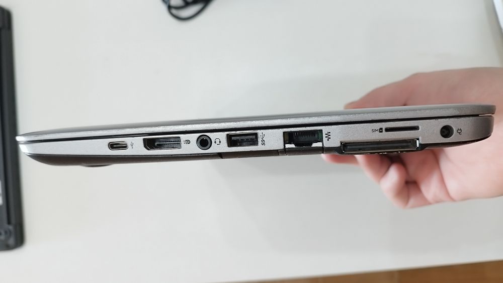 HP EliteBook 820 G3 i5, 8 GB, 256 GB SSD64564111627138124