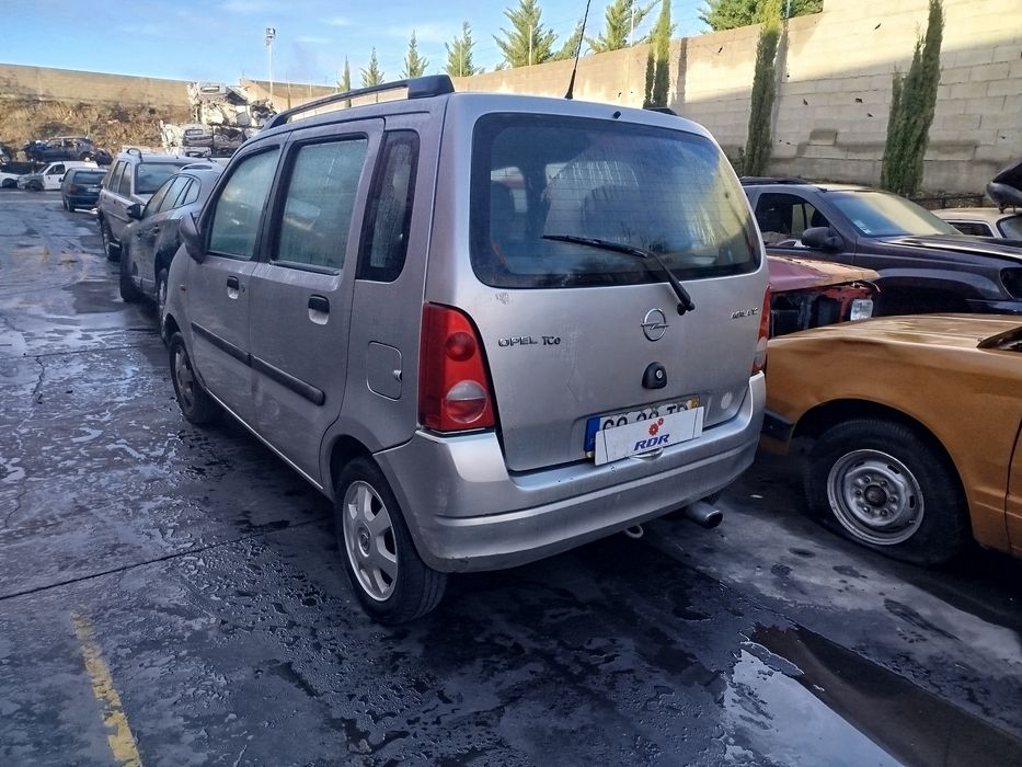 Opel agila  1.2 ecu