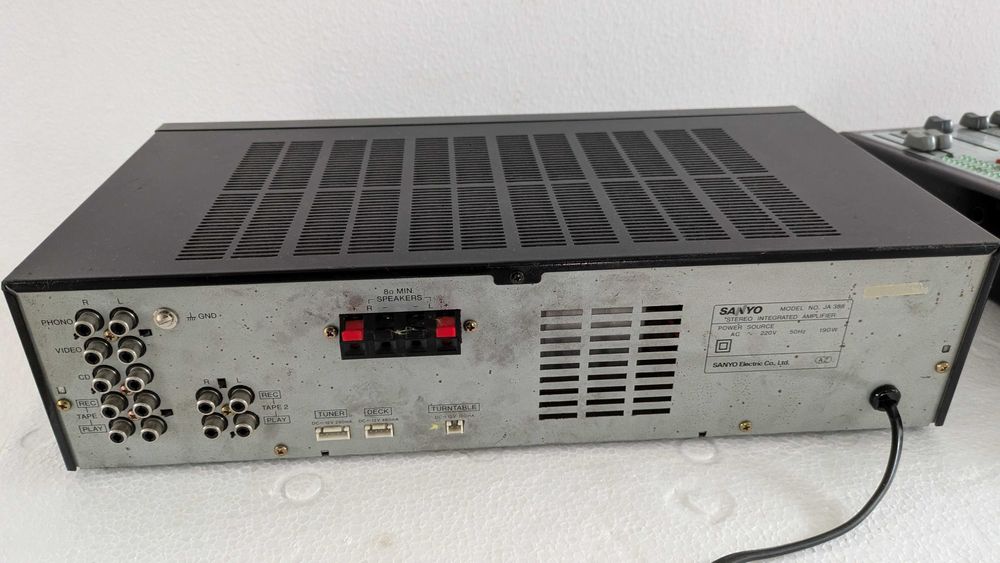 Amplificador de som Sanyo JA388