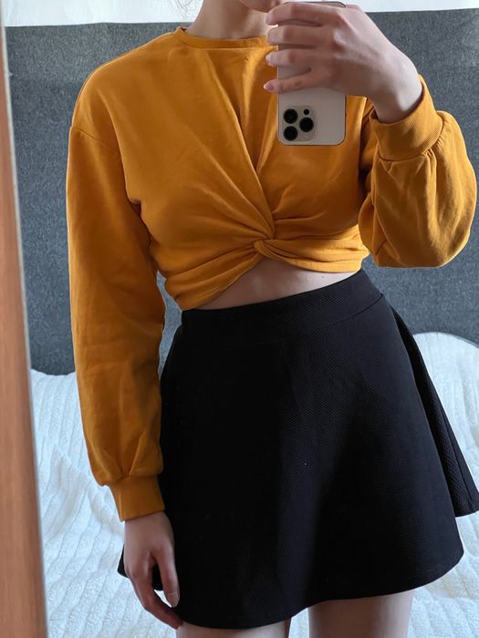 Вкорочена кофта H&M з вузликом