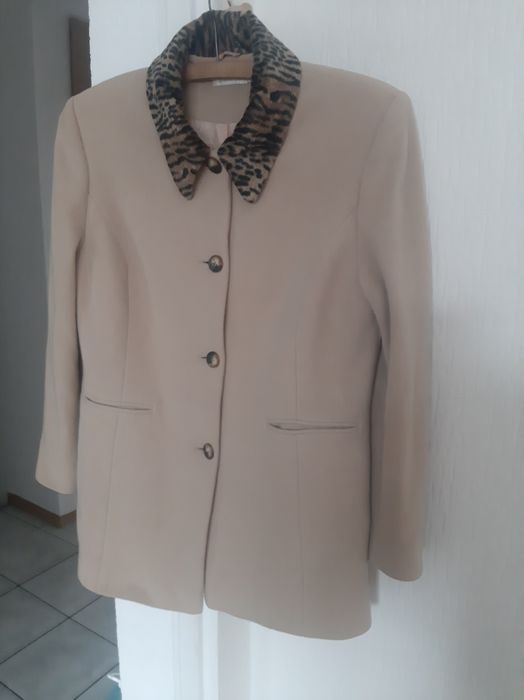 Marynarka damska beżowa 40