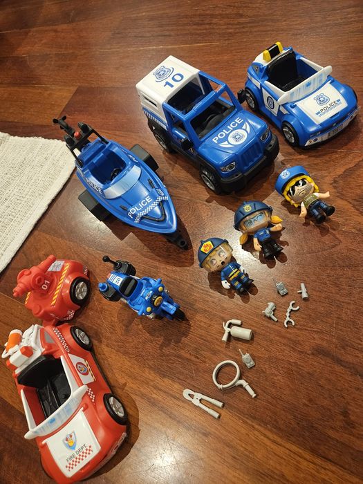 Pinypon policias e bombeiro