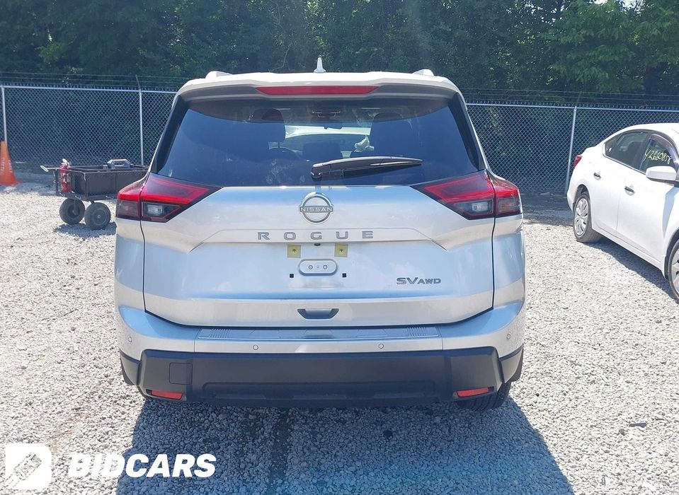 Розбірка авто автозапчастини шрот Nissan Rogue T33