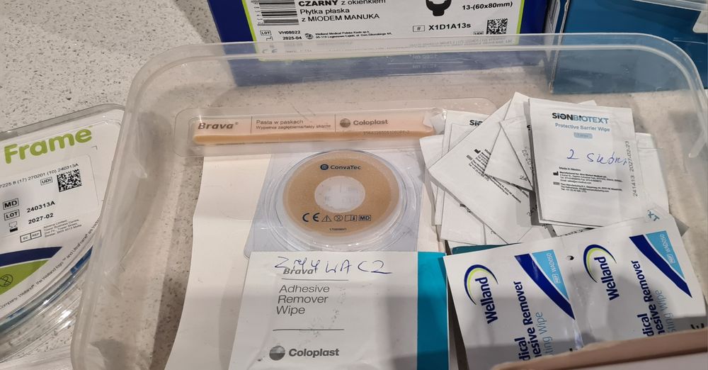 Akcesoria,  worki, stomia,  całość