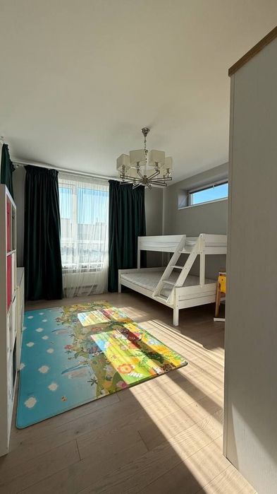 Продаж котеджу з терасою в с.Липники