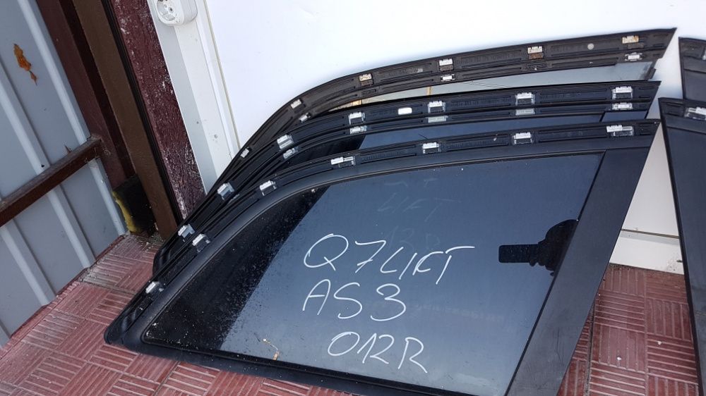 Скло дверей, передні, задні, заднє бокове, Audi Q7