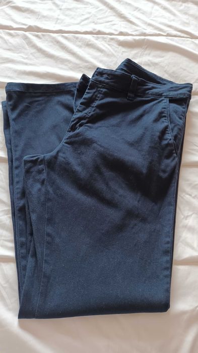 Calças em azul escuro