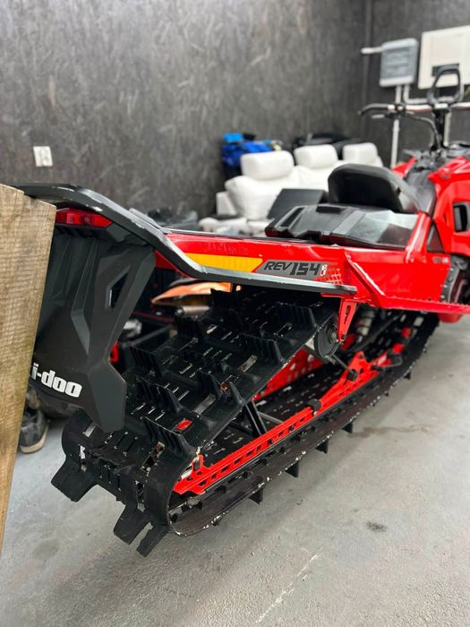 Skuter śnieżny - SkiDoo Summit 850 E-Tec SHOT 2019 rok