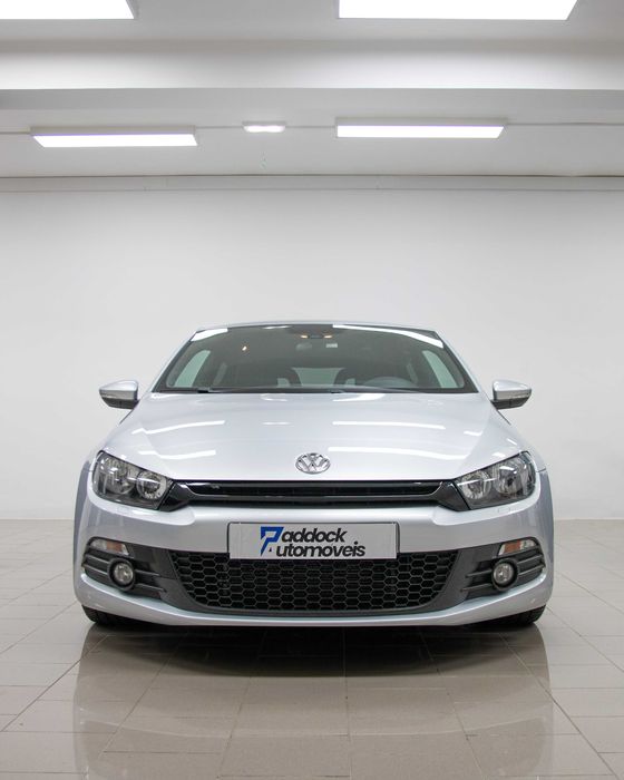 VW Scirocco 2.0 TSi DSG 211cv