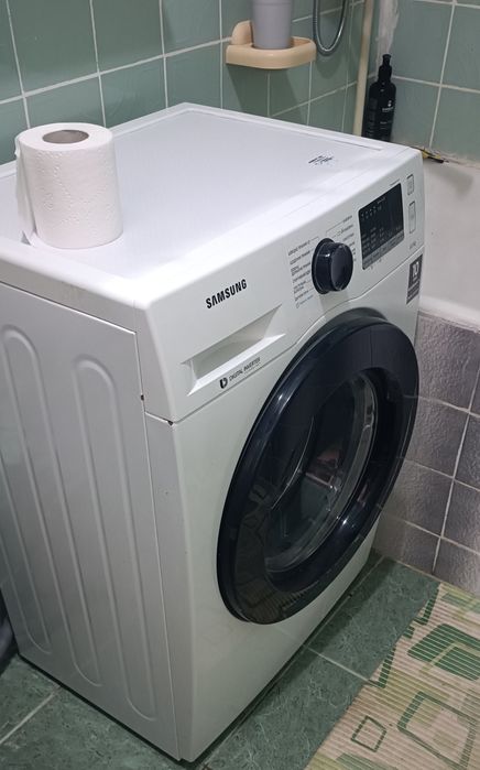Продам стиральную машину