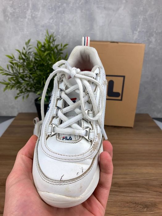 Buty Fila Strada Low r. 33 - białe sneakersy dziecięce