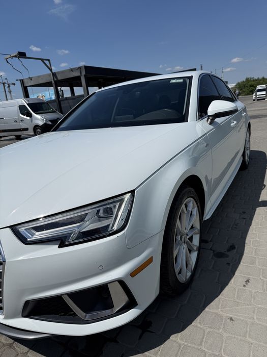 Audi A4 s-line (b9)