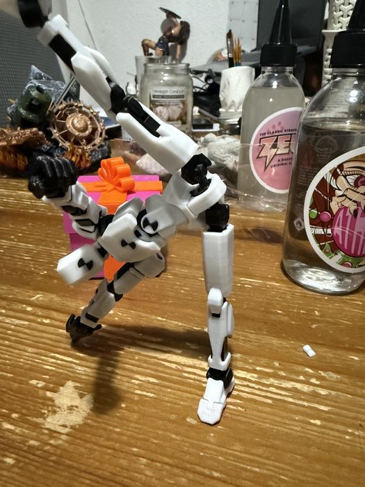 Рухомий робот 3D