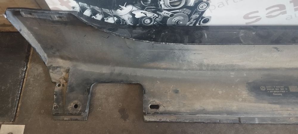Embaladeira Esquerda BMW 5 - 51777178121