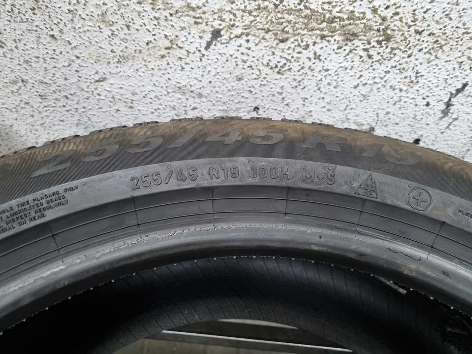 255/45/19 100H Pirelli Cinturato Winter 2 seal D.4924