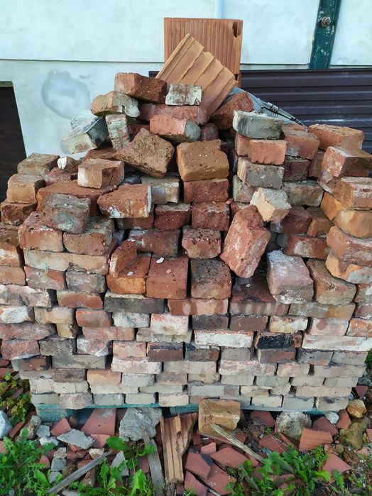 Cegła połówki używana