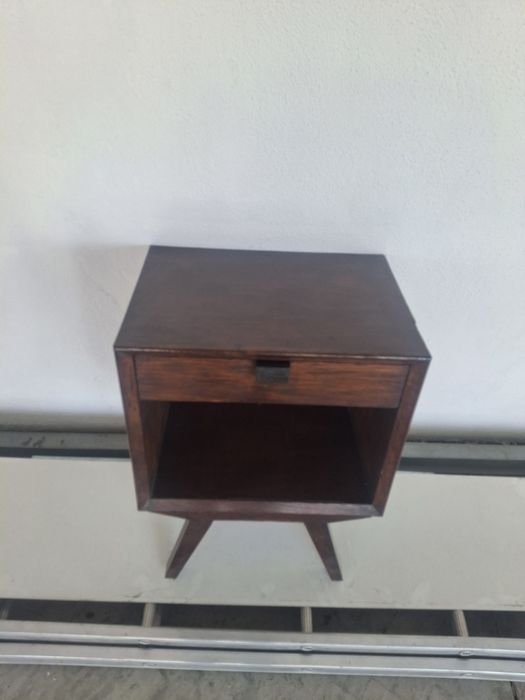 Mobilia de quarto ler anúncio