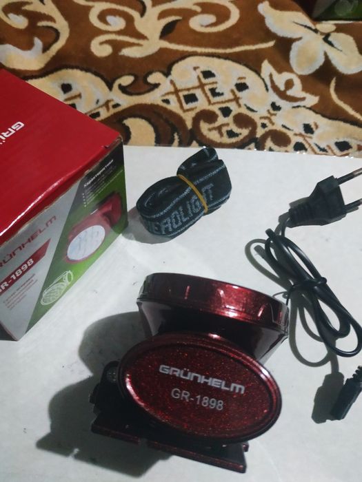 Фонарик на лоб Grunhelm GR-1898  на аккумуляторе.Новый.