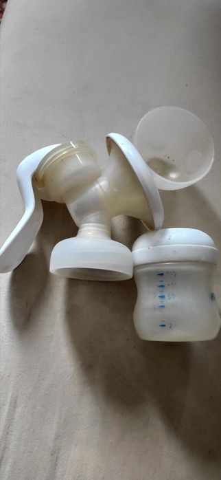 Молокоотсос Avent