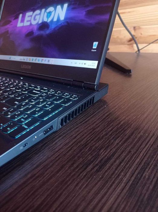 Ноутбук Lenovo Legion 5 15ACH6 (rtx 3050ti, r7 5800h, 16ram, m2 512gb)