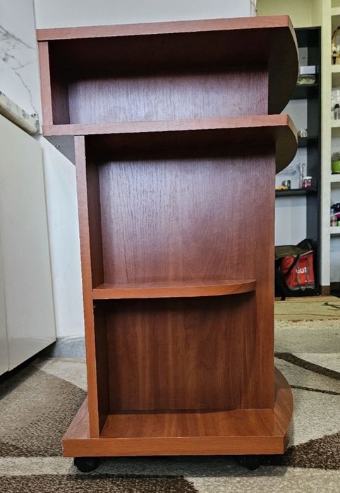 Столик,  тумбочка,полка