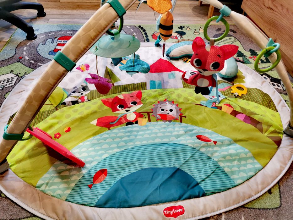 Mata Tiny Love Zabawa na Łące + gratisy