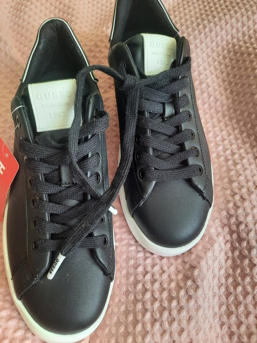 Guess sneakersy oryginalne NOWE