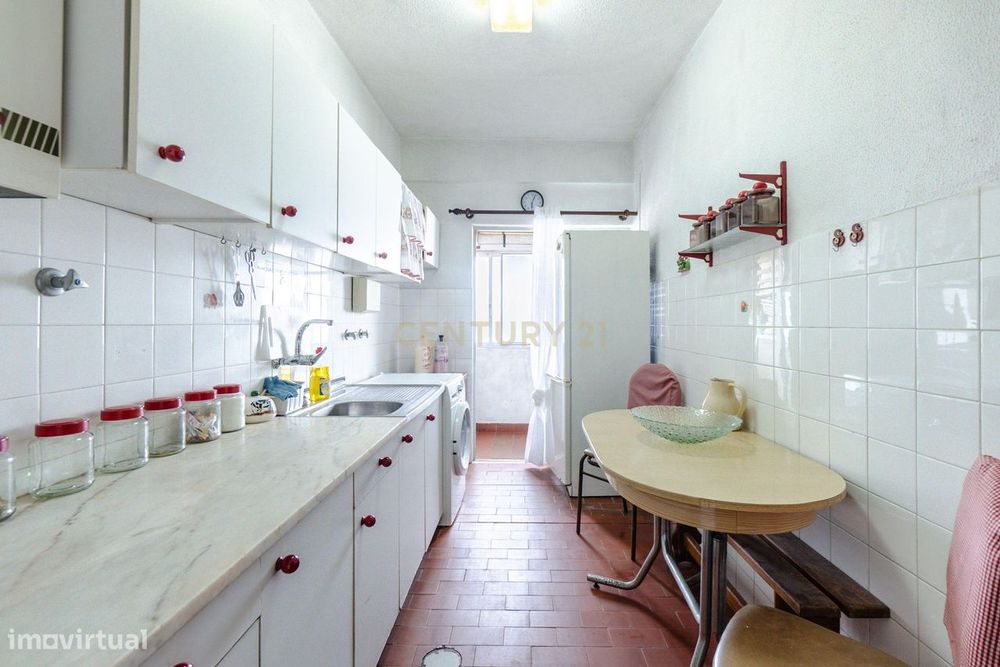 Apartamento T2 em Corroios, Seixal — Corroios, Setúbal