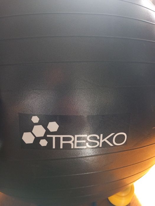 Piłka gimnastyczna Tresko 55cm Czarna