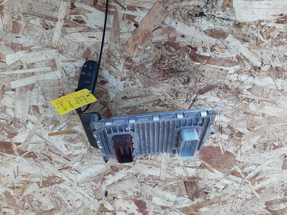 Komputer silnika kluczyk DODGE CHARGER 2014r 3.6