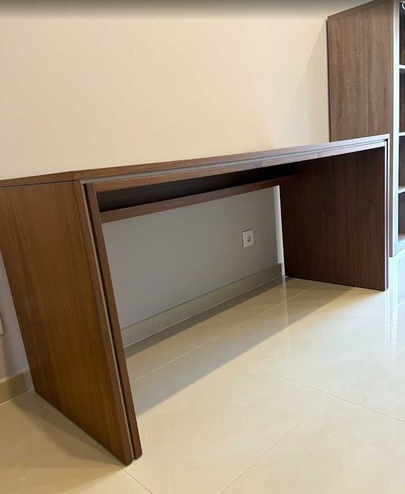 Secretária Cape Laskasas