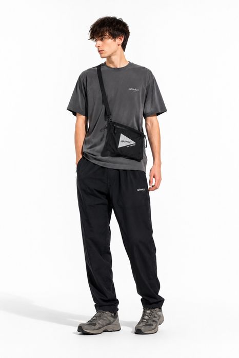 Сумка через плече Gramicci x and wander Nylon Sacoche Black месенджер