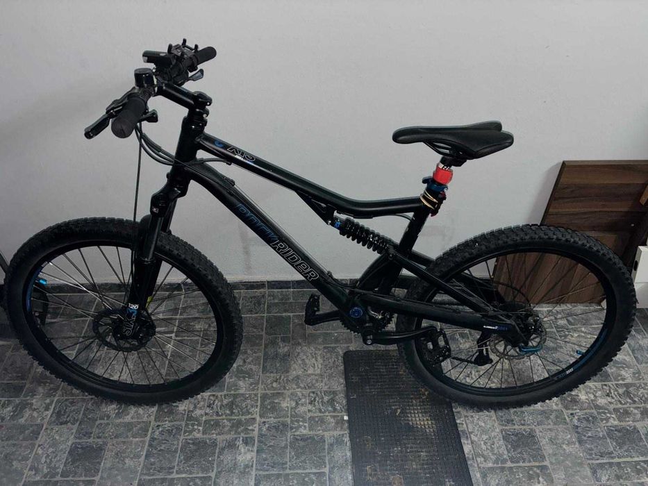 BTT Rockrider Dupla Suspensão – Travões Disco – Suspensão XCR