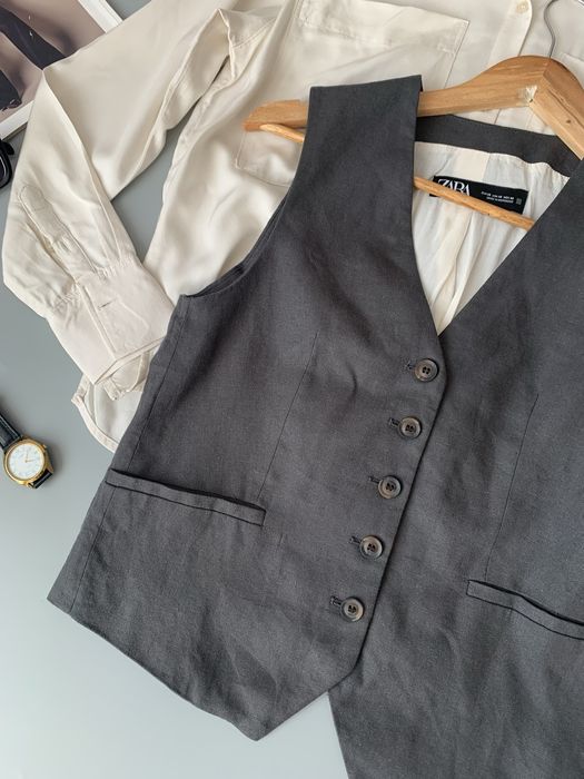 Крутий жилет з натуральної тканини р.XS