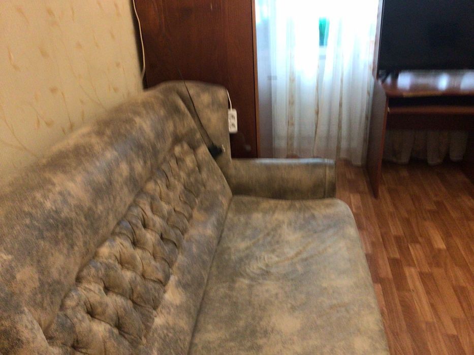 Оренда однокімнатної квартири на Житлоселище . Ліфт працює .