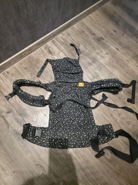 Tula standard celebrate nosidełko