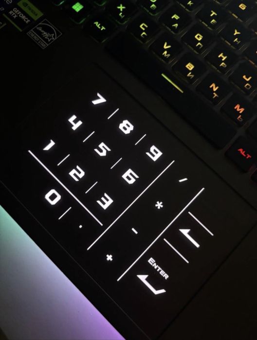 ASUS ROG Strix G16 i7- 13650HX/16GB/512GB SSD/RTX4060/165Hz