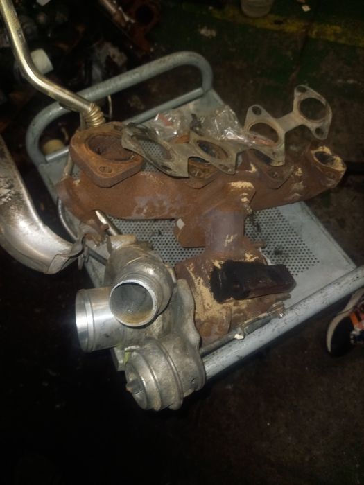 Turbosprężarka Renault trafic  opel vivaro 2.0 dci
