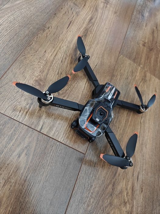 Dron GT5  nowy 8k kamery x 2  led ekran sterowania