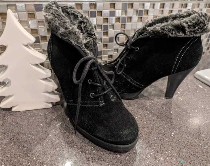 Tamaris, ocieplane botki zimowe rozm. 38